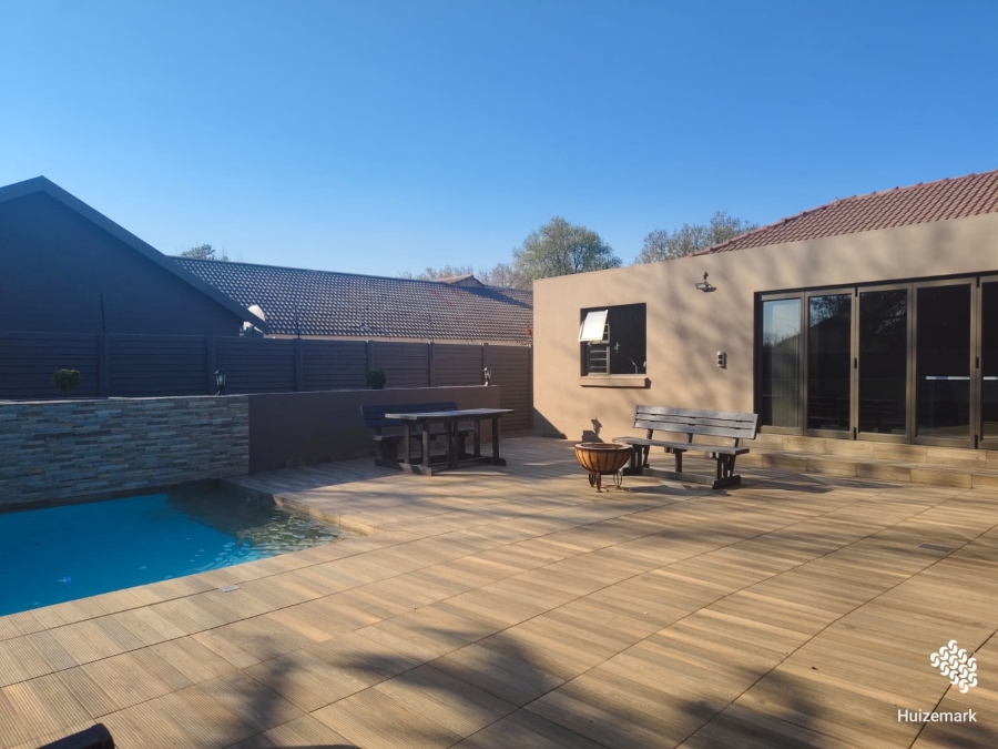 5 Bedroom Property for Sale in Vaalpark Free State